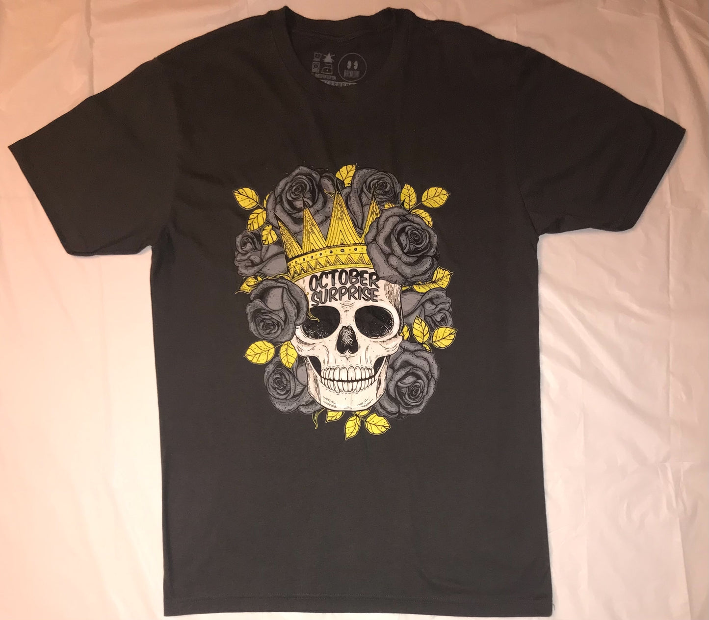 October Surprise Skull N' Roses T-shirt